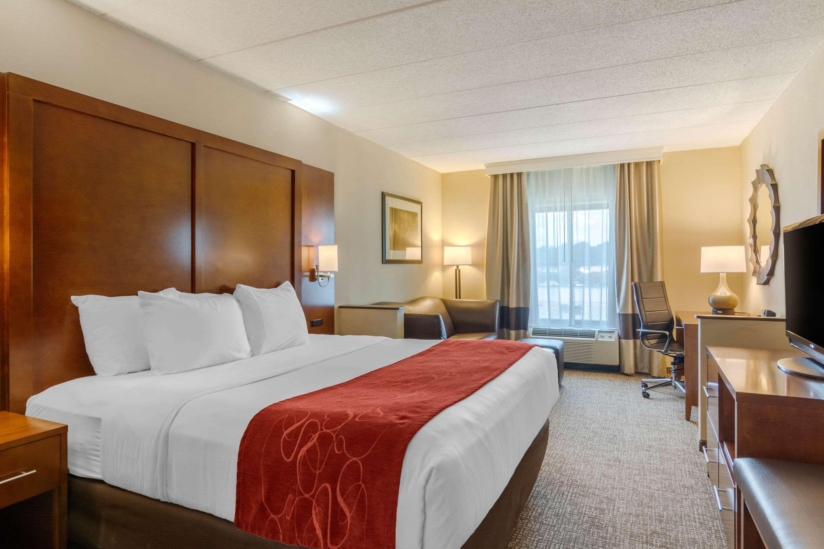 คอมฟอร์ต สวีท เซาท์พาร์ค Hotel โคโลเนียลไฮท์ส ภายนอก รูปภาพ