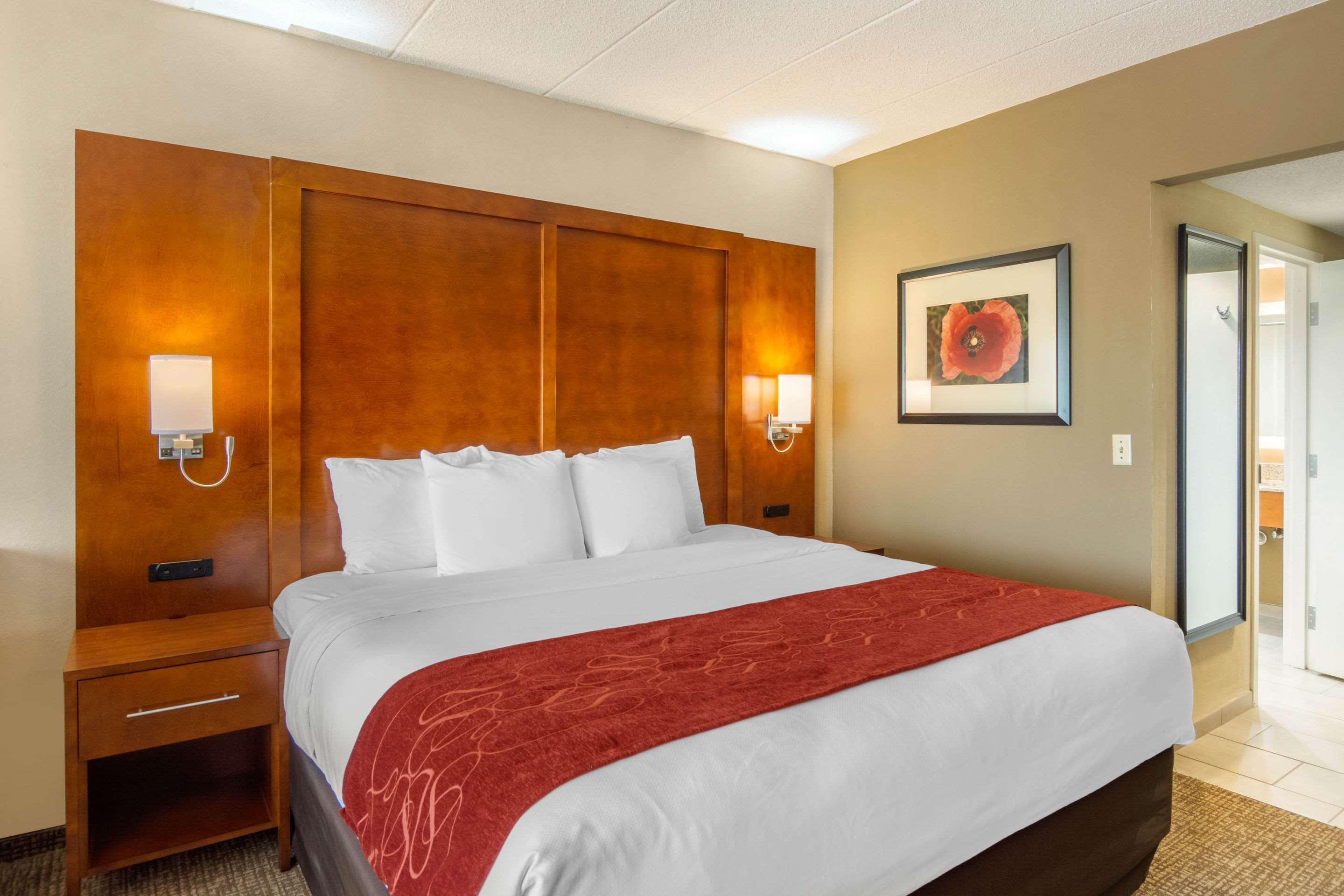 คอมฟอร์ต สวีท เซาท์พาร์ค Hotel โคโลเนียลไฮท์ส ภายนอก รูปภาพ
